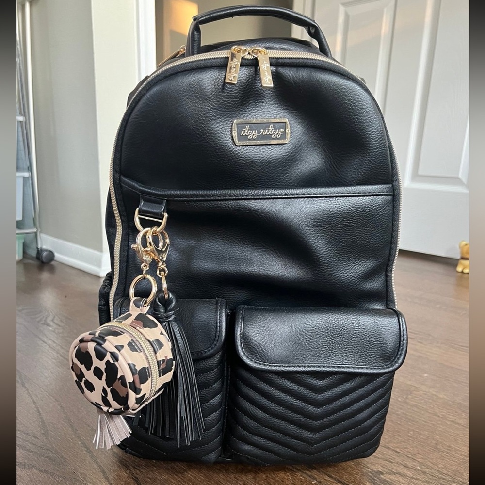 ✨ NWOT ✨ Itzy Ritzy boss plus diaper bag